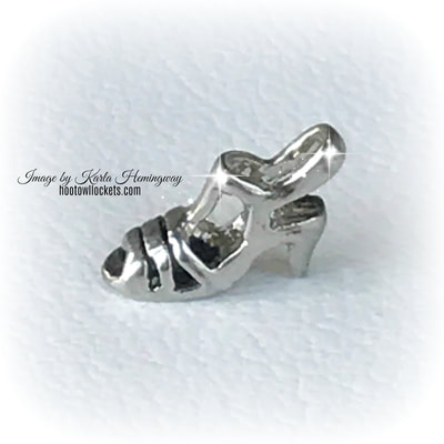 CH1506 Retired and Very rare Silver Ladies Shoe Charm