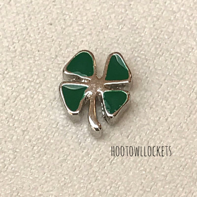 CH4003 Retired and hard to find Shamrock 4 Leaf Clover Charm. 1st issue